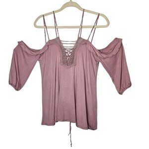 BKE Boutique NWT Women's Cold Shoulder Lace-Up Top M Bamboo Rayon Blend Mauve‎